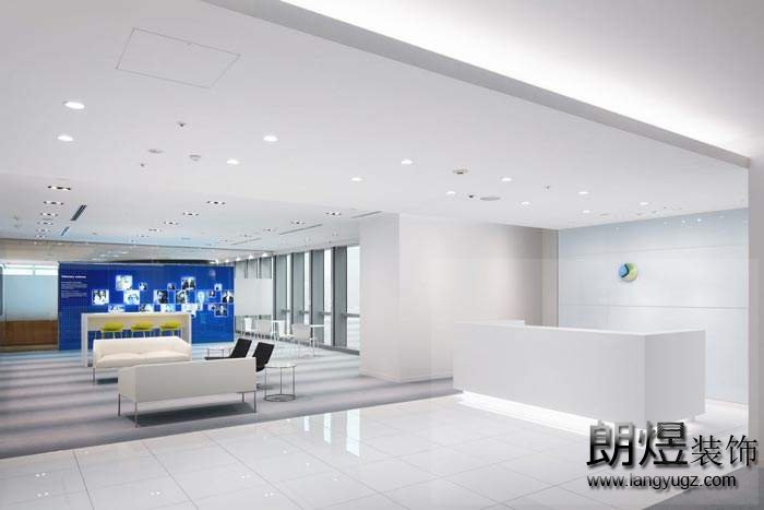 辦公室裝修前臺(tái)大廳色彩的渲染力