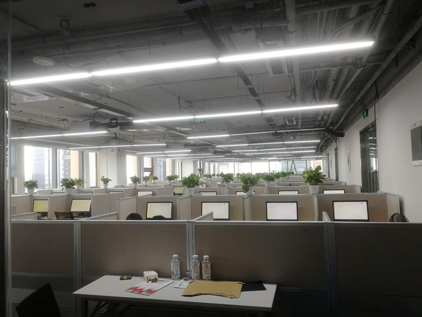 信鼎公司成都分公司辦公室裝修實景圖(2)